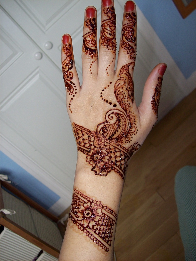 Latest Indian Mehndi Designs 2013: Latest Indian Mehndi Design 3 March 2013