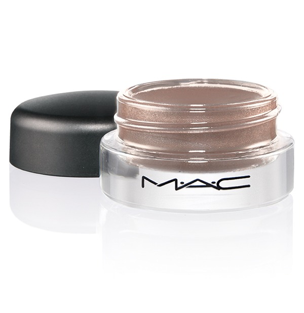 mac pro paint pot taylor grey for eyebrows
