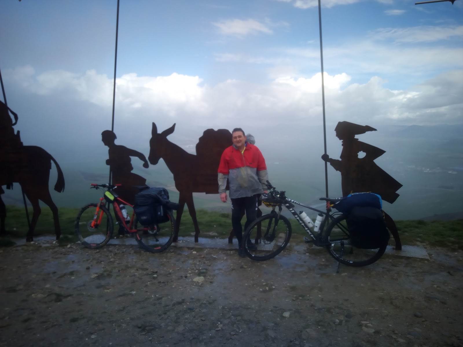 conocer gente en camino de santiago