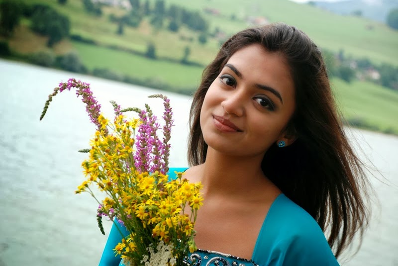 Naiyandi Movie New Stills - Danush, Nazriya Nazim
