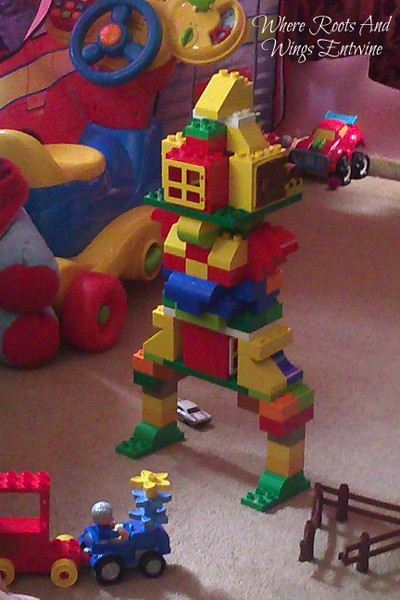 duplo creative play