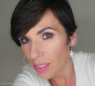 Queen of Hearts: Look con la paleta de Coloured Raine 02 rostro