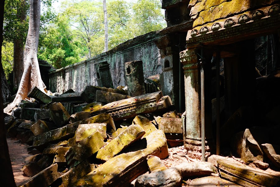 Ta Phrom temple, ancient Angkor