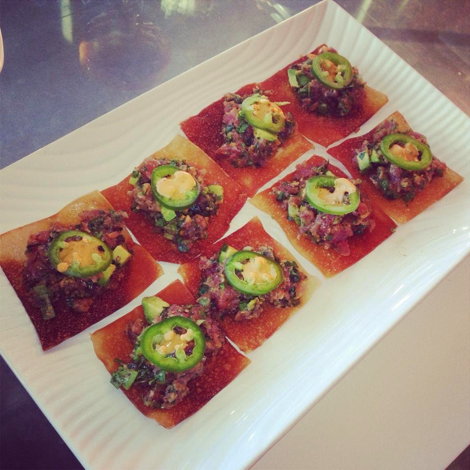 Cooking With Style Tuna Tartare Platter with Truffle Oil and Wonton Skins