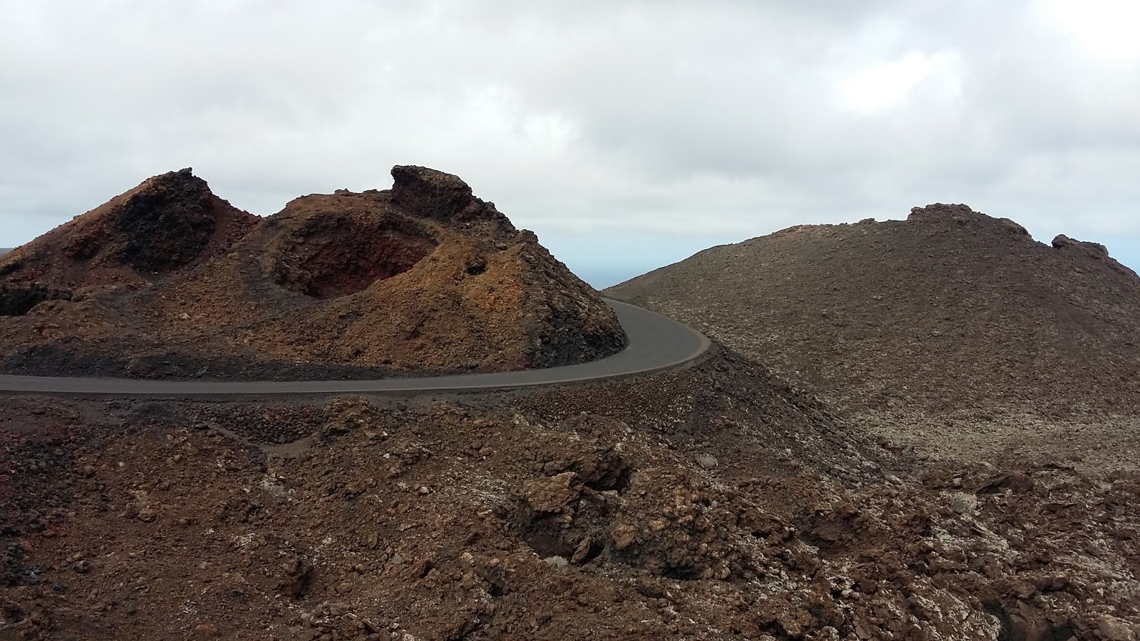 Lanzarote, playas y pateos - Blogs de España - Un día entre volcanes (2)