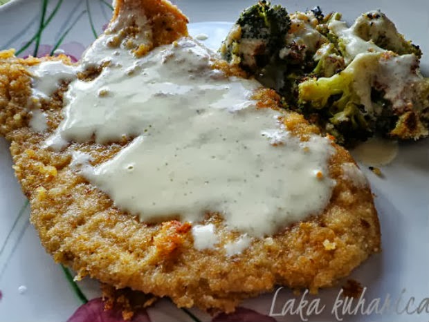 Pork schnitzel with tarragon cream sauce by Laka kuharica: deliciously tender and satisfying.