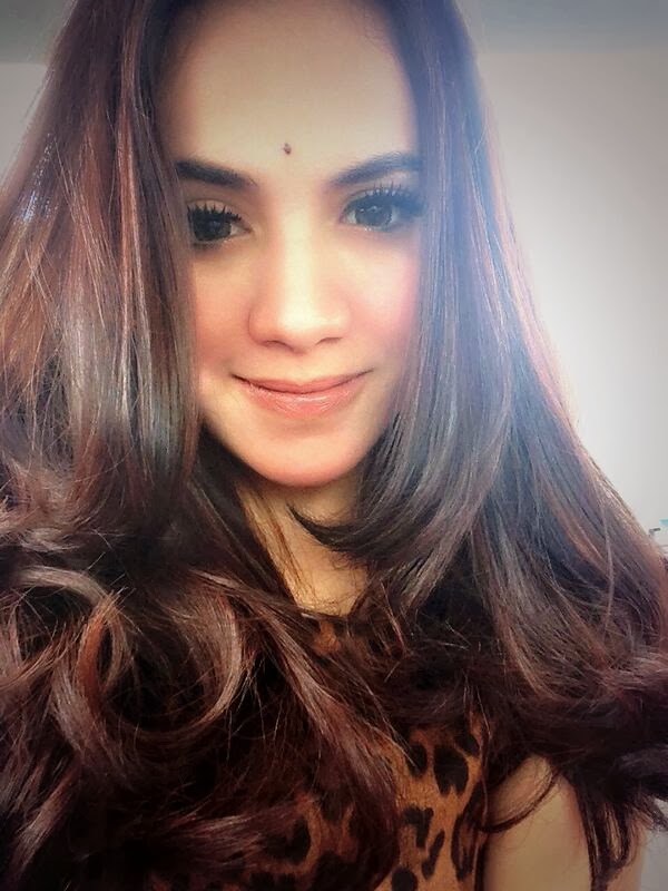 Model Seksi Hot: GALERI FOTO MODEL HOT SEKSI CANTIK SISILIA TJOE FOTO