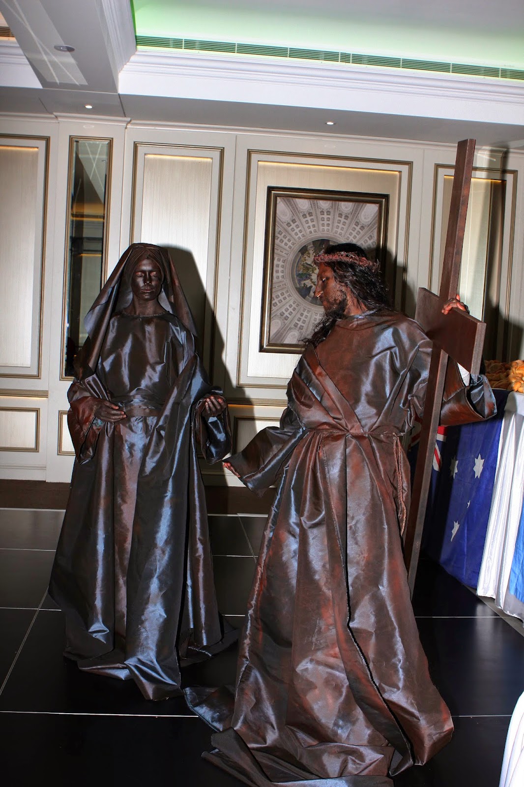 Bodypainter Sydney Religious Living Statues, Human Statues