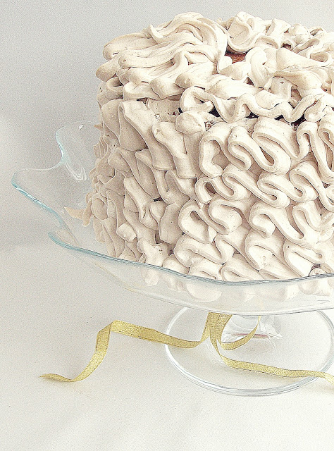 Tort cu visine si ciocolata