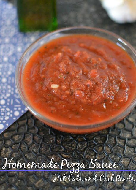 This sauce is ready in 15 minutes and tastes amazing! You'll never want to buy store bought sauce again! Easy Homemade Pizza Sauce from Hot Eats and Cool Reads!
