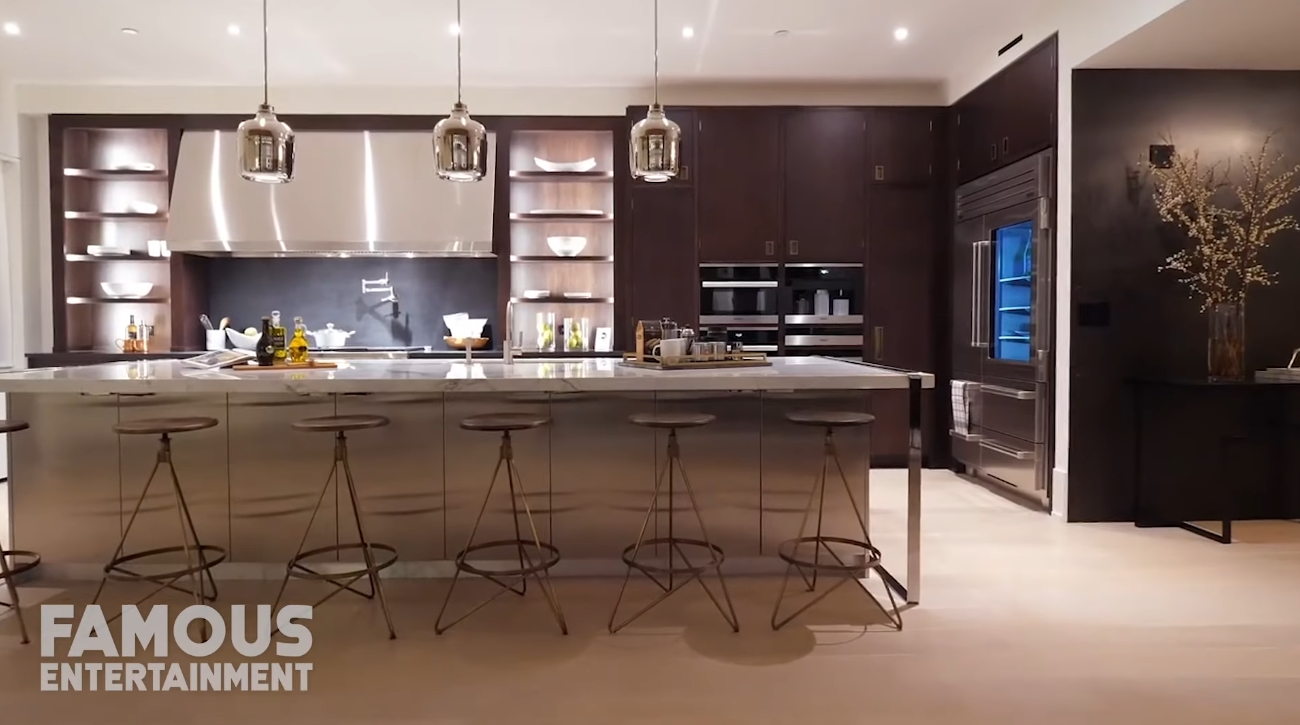 19 Photos vs. Lewis Hamilton | House Tour | $80 Million New York Penthouse - Luxury Condo & Interior Design Tour