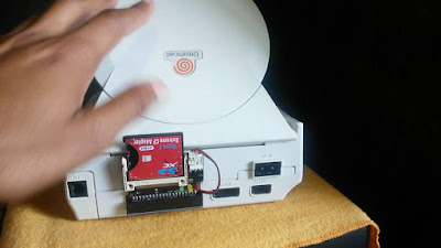 Un lecteur DVD pour la Dreamcast DVD1