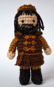 http://www.ravelry.com/patterns/library/medieval-fantasy-king?buy=1