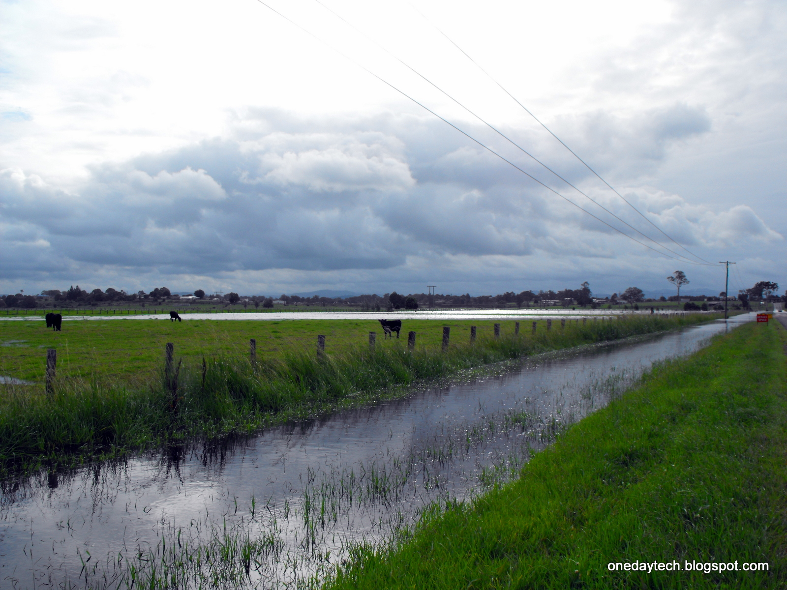 Onedaytech: Floods 2012