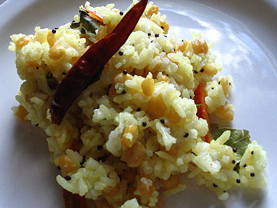 Lime-Flavored Rice with Roasted Yellow Split Peas