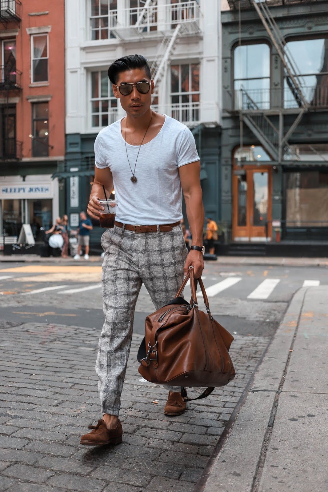 The Best Dress Pants for Men and How to Wear Them