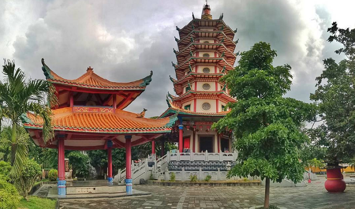 Wisata Pagoda Avalokitesvara Wisata Pagoda Avalokitesvara