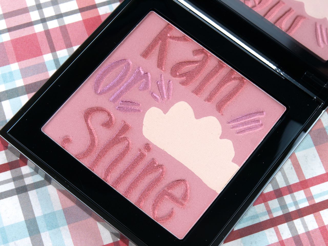 Burberry Spring & Summer 2015 Rain or Shine Blush Highlighter Palette: Review and Swatches