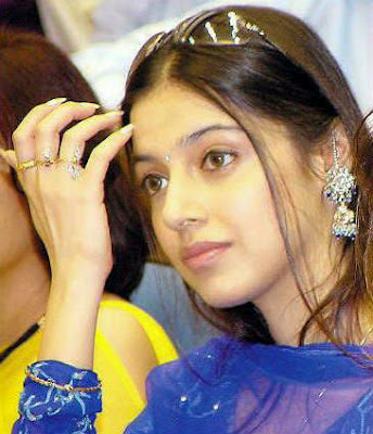 Desi Girls Sexy Hot Photos ~ South Indian Actresses Pics