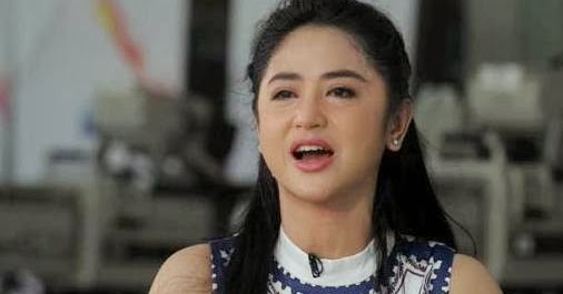 Lirik Lagu Dewi Perssik Indah Pada Waktunya Lirik Lagu Dewi Perssik Indah Pada Waktunya