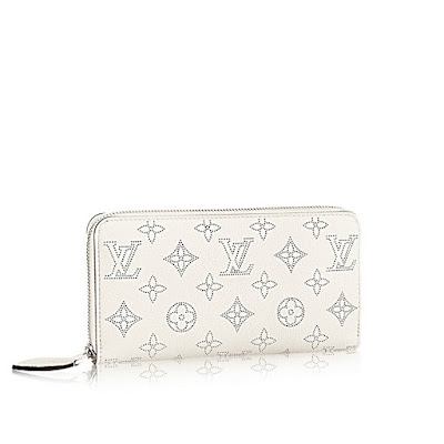 [Image: louis-vuitton-zippy-wallet-mahina-leathe...M58431.jpg]