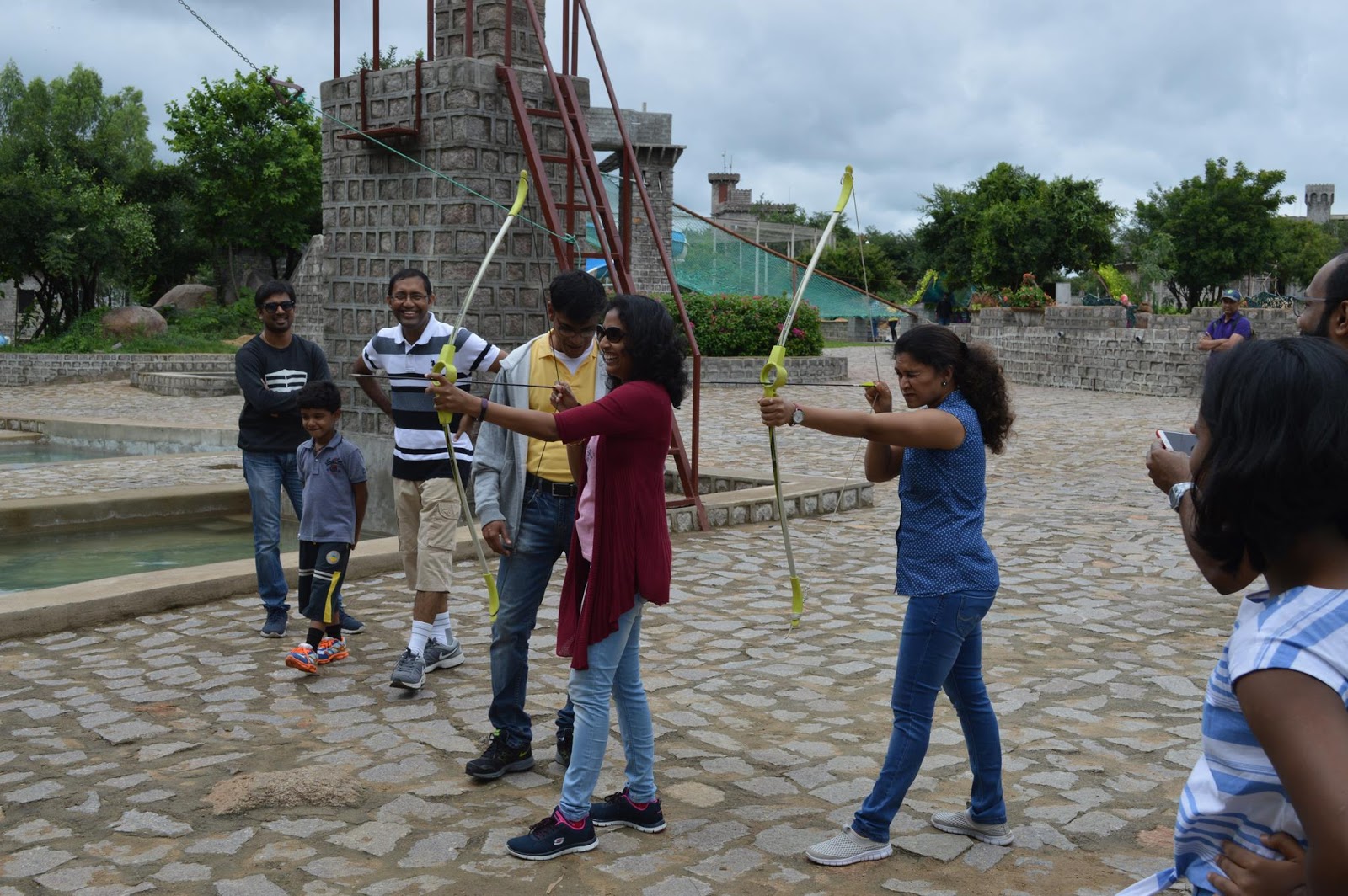 castillo hidden side