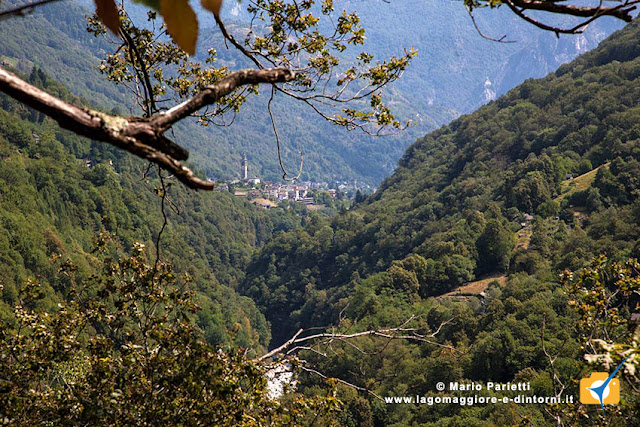 Panorama su Intragna e le Centovalli Panorama su Intragna e le Centovalli
