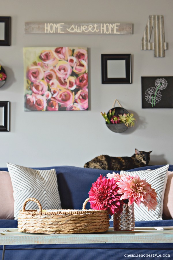 Pretty pink farmhouse spring home tour, mixing navy blue and gray with splashes of bright pink.