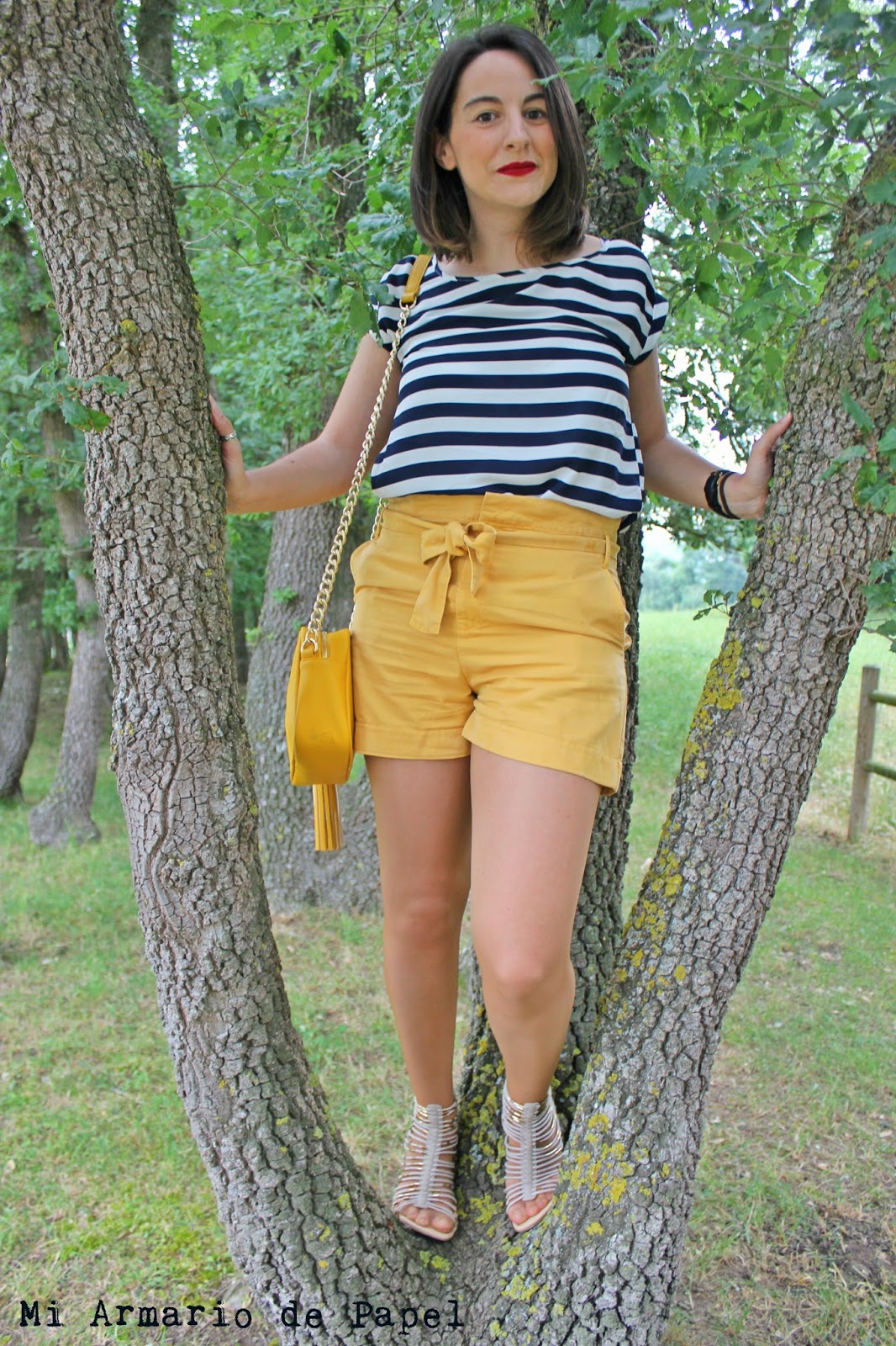 Ideas para Vestir un Short Amarillo - Propuesta 2 - Mi Armario de Papel