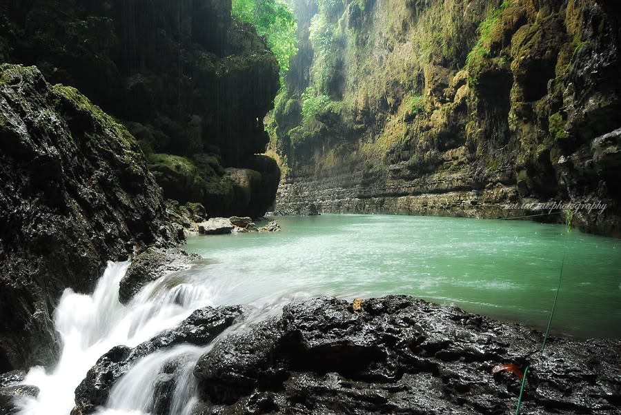 Rafting Adventure Pangandaran  and Green Canyon 