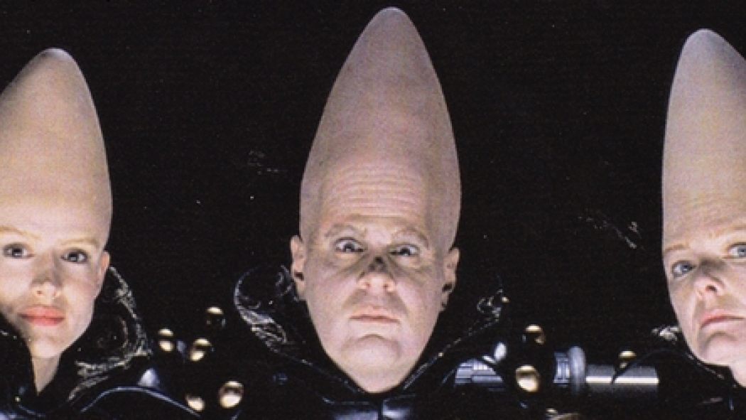 яйцеголовые фильм 1993 адам сэндлер. яйцеголовые (1993). яйцеголовые фильм. яйцеголовые фильм 1993. яйцеголовые спят.