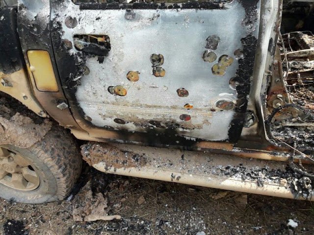 Na bala! Disputa por terras termina com homem morto dentro de saco e camionete incendiada e cravada de balas! Na bala! Disputa por terras termina com homem morto dentro de saco e camionete incendiada e cravada de balas!