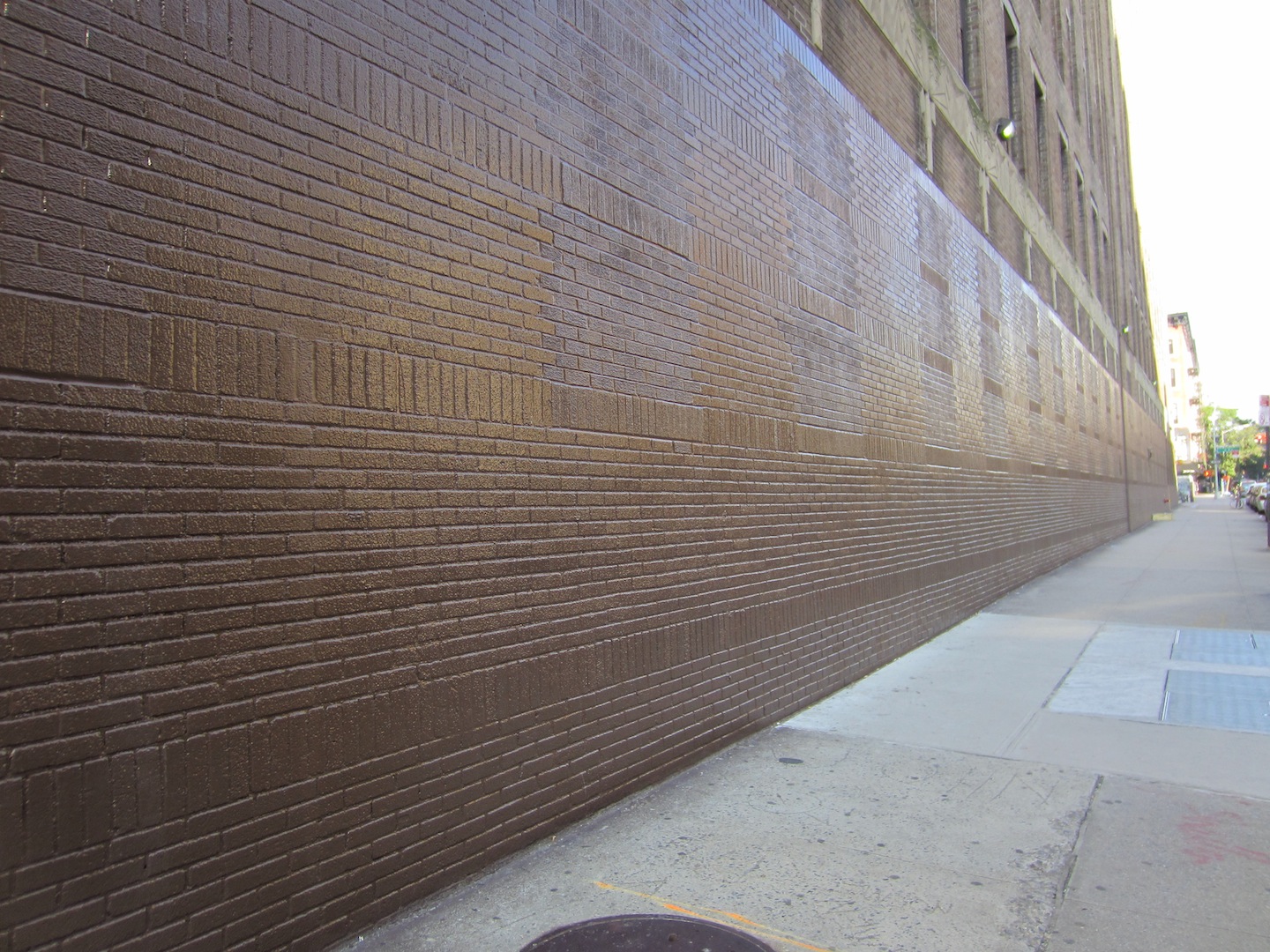 EV Grieve Verizon's freshly painted brown wall nearly lasts the weekend