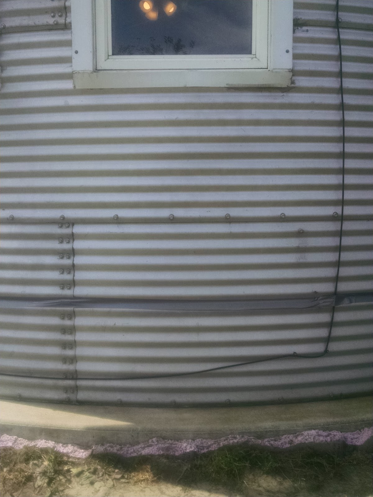 The Poor Farm Ring Around The Grain Bin, Our Extra Insulation Works!