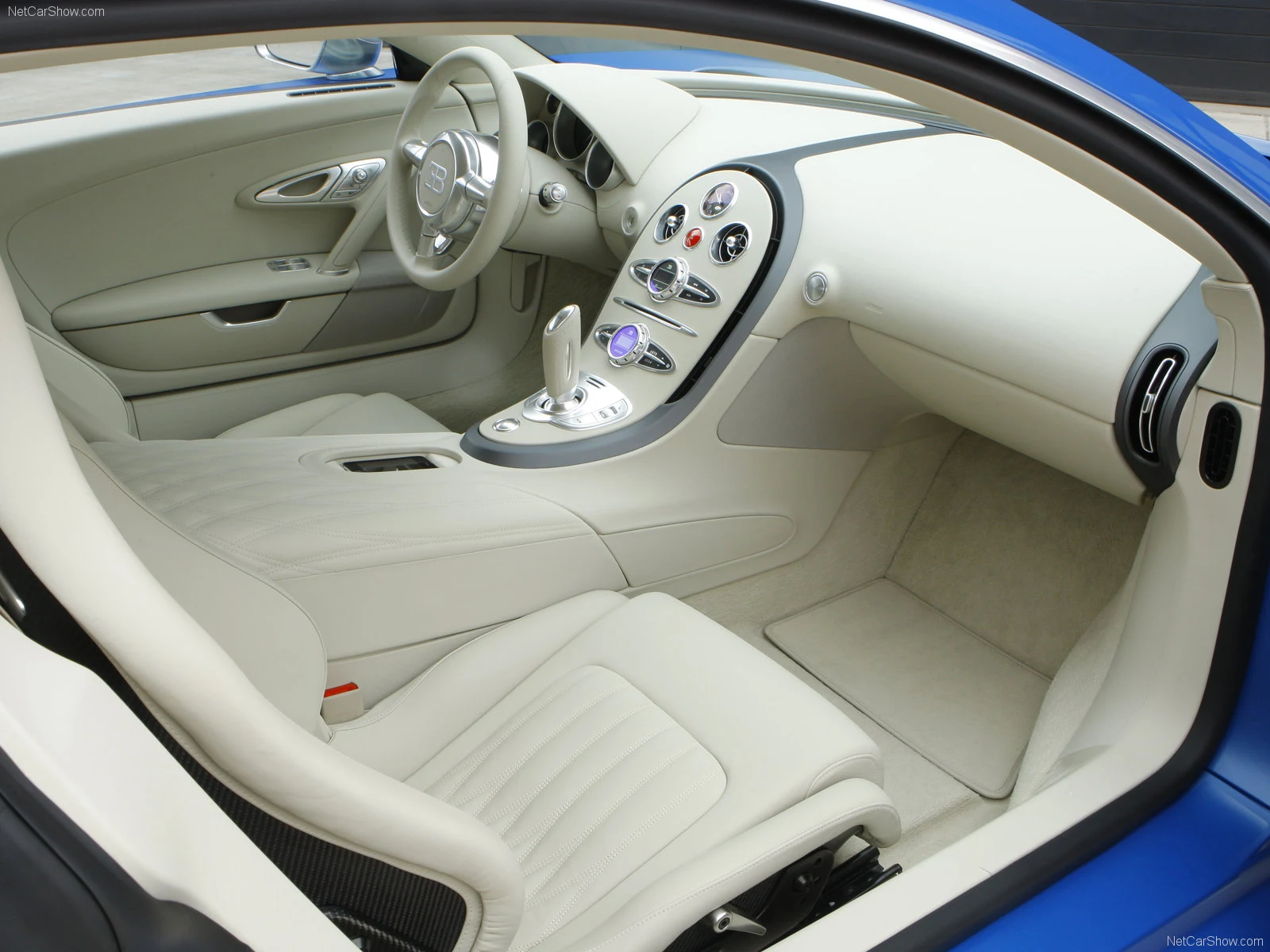 Hình ảnh siêu xe Bugatti Veyron Bleu Centenaire 2009 & nội ngoại thất