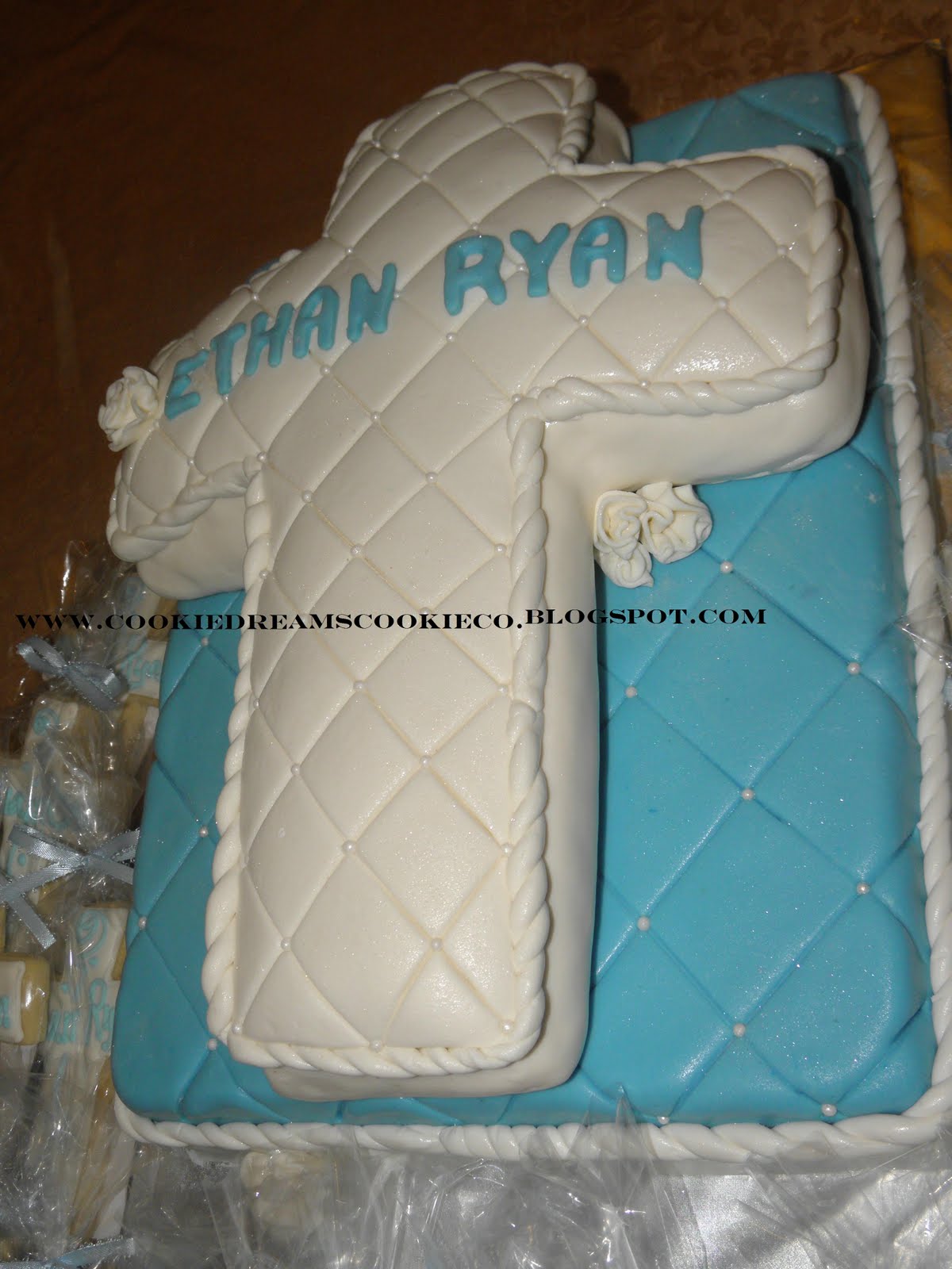 Cookie Dreams Cookie Co. Christening Cake and Cookies!