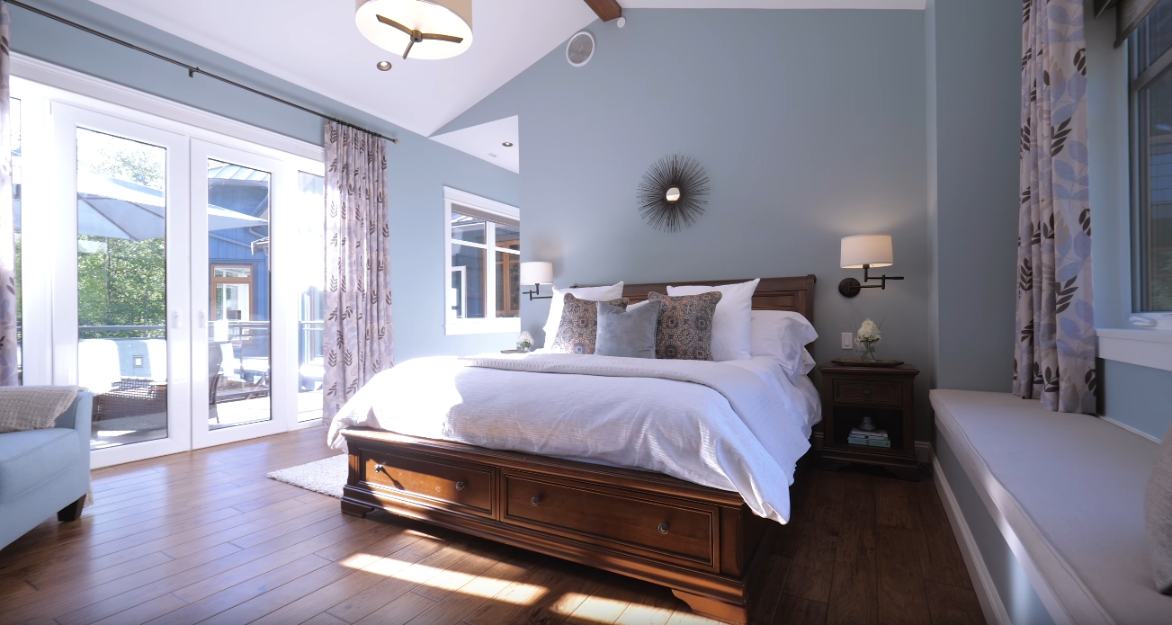 38 Photos vs. 2160 Summerwood Ln, Anmore, BC vs. Home Interior Design Tour