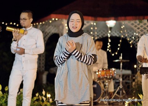 Deen Assalam versi Sabyan Deen Assalam versi Sabyan