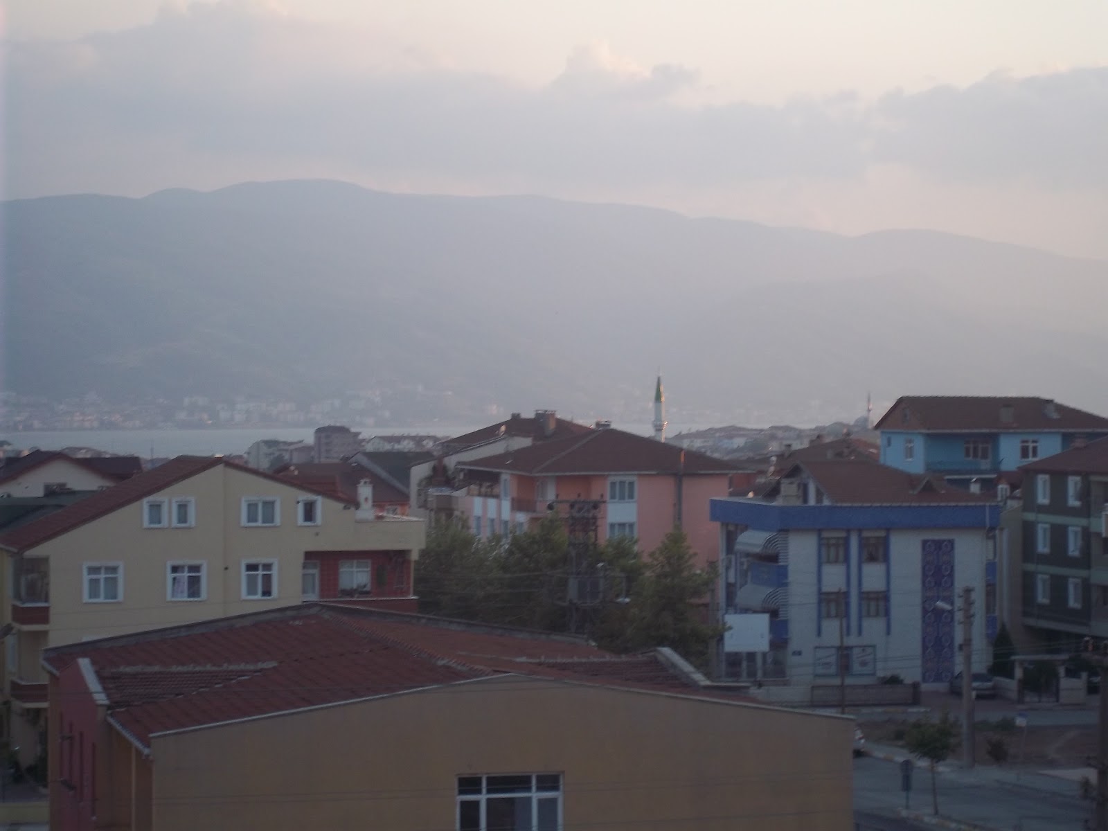 Su�nun Harikalar Diyarı izmit macerası )