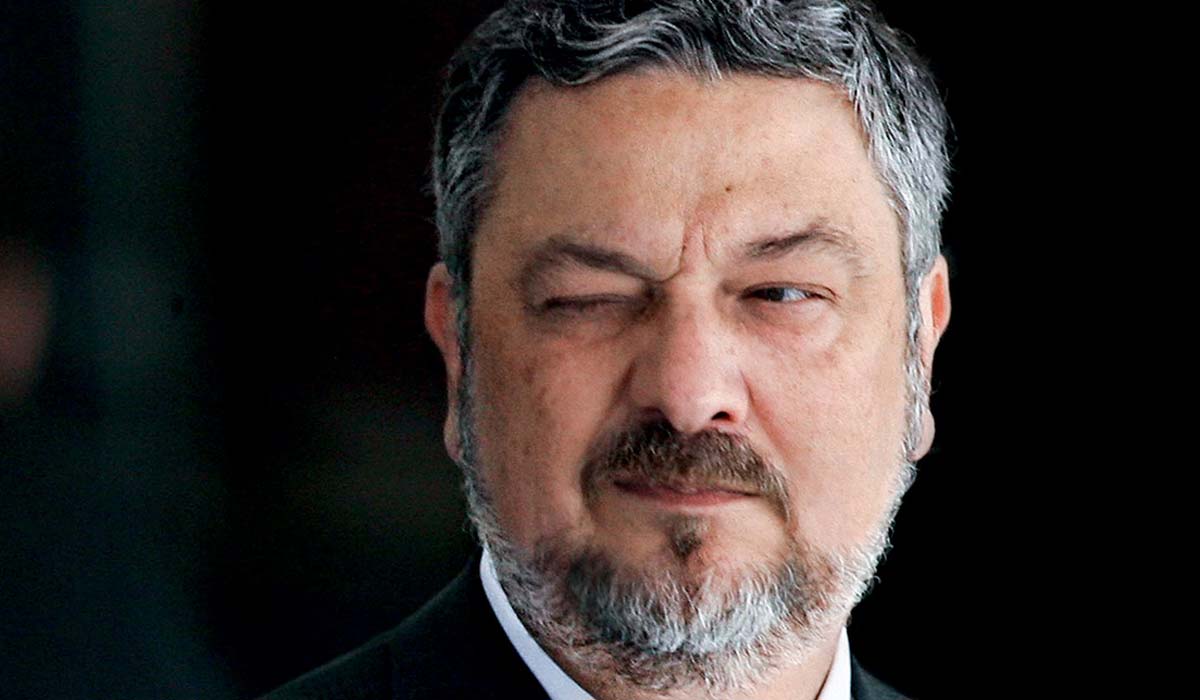 Palocci vai cumprir pena em prisão domiciliar com tornozeleira