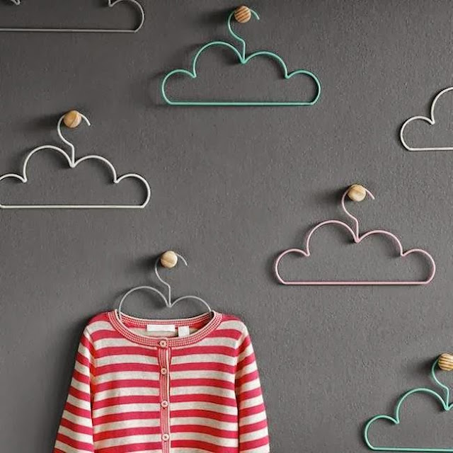 Perchas creativas con forma de nube Cloud Coathangers