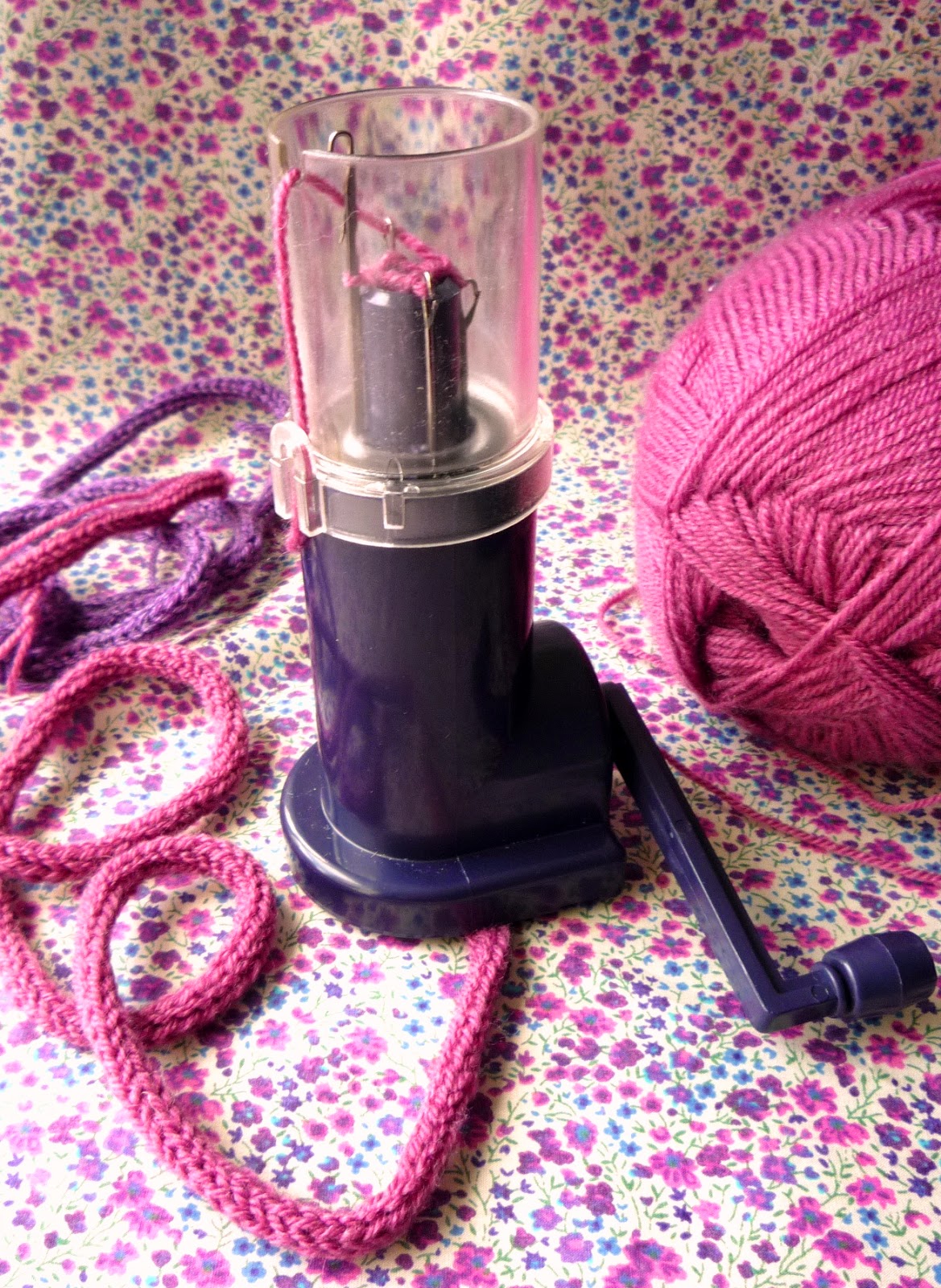 the Creations of Crazy Dazy knitting mill (2)