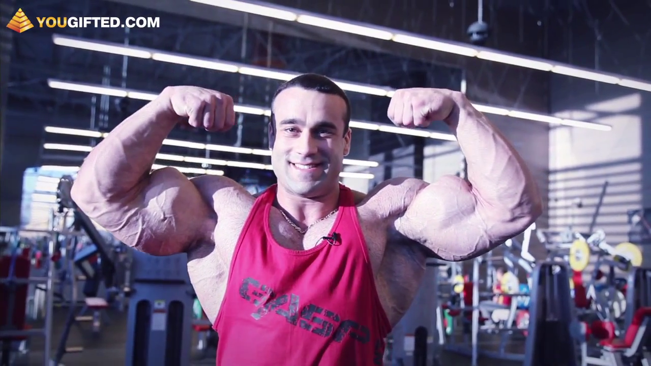 Muscle Lover: Russian bodybuilder Sergey Bazarov (2)