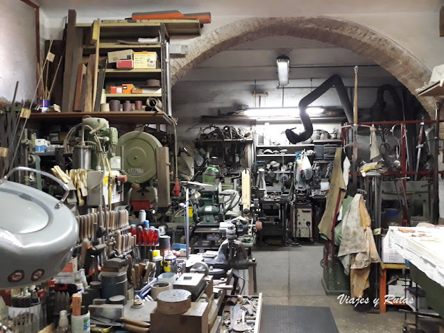 Taller de Giorgio Salvadori, Lari