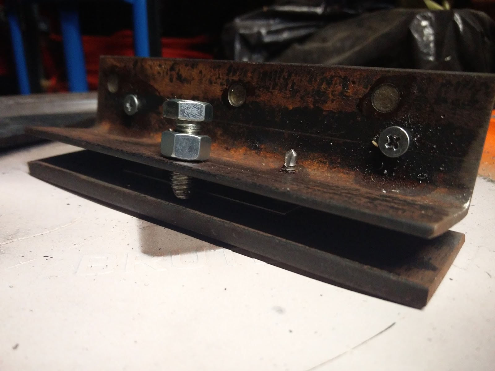 Ironcutter BevelGrinding Jig