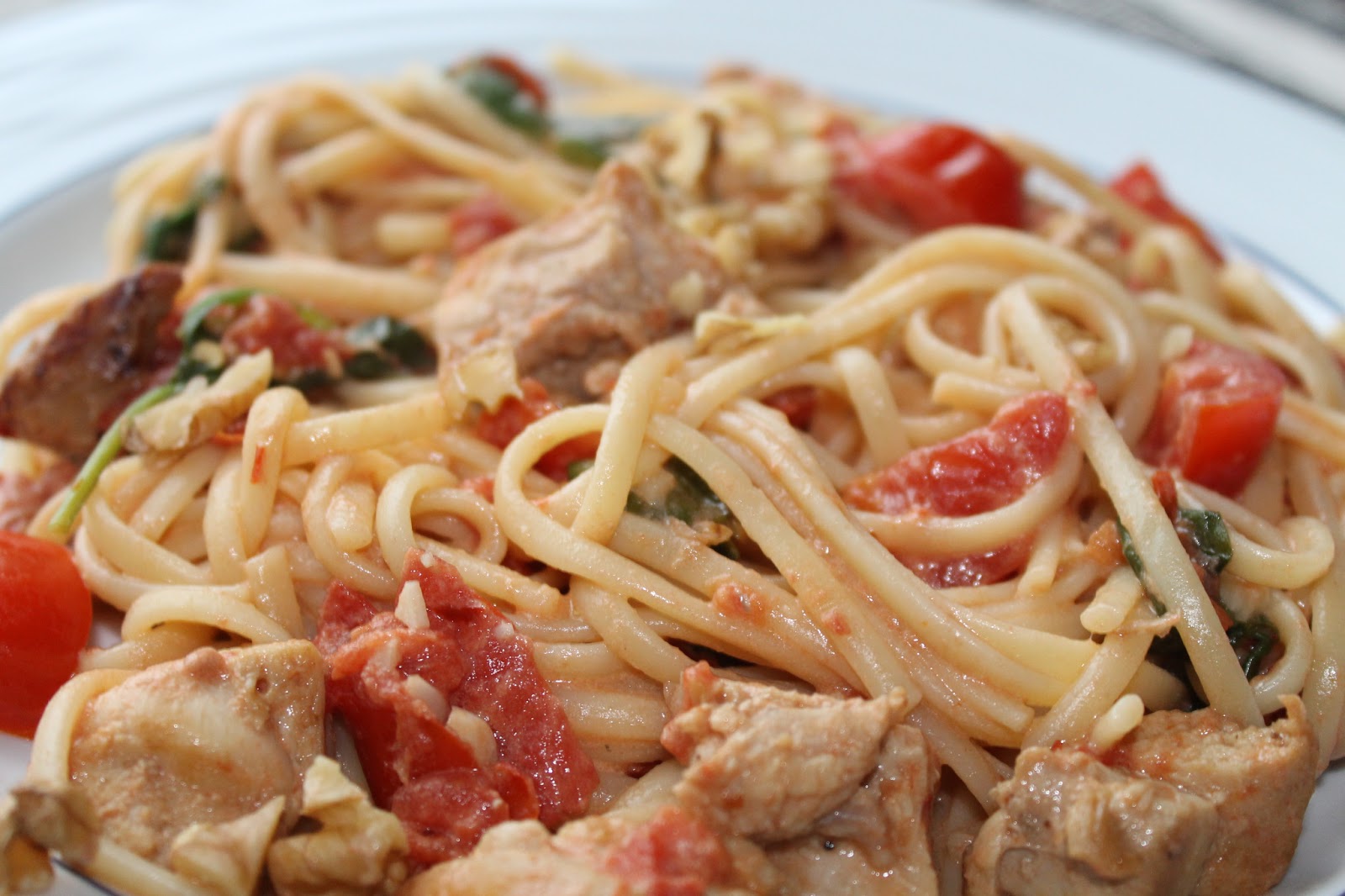 Life on Food Spicy Linguine with Chicken