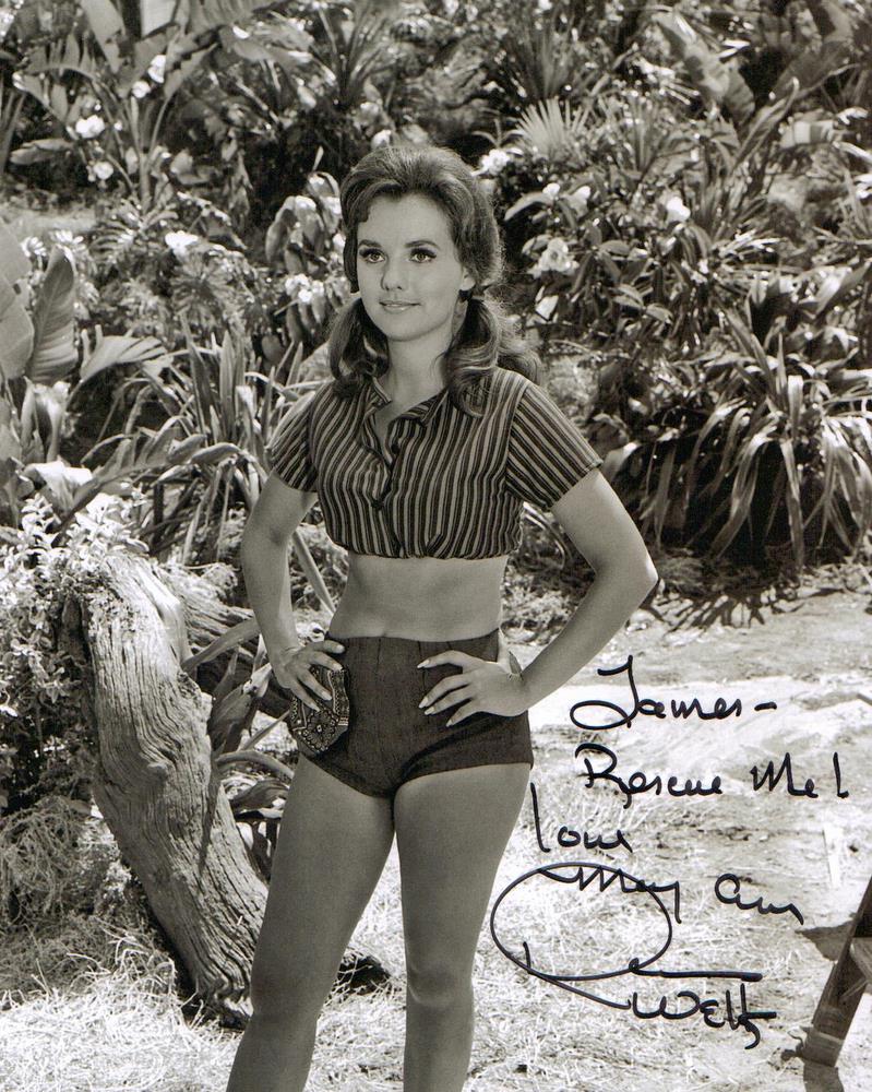 Slice of Cheesecake: Dawn Wells, pictorial