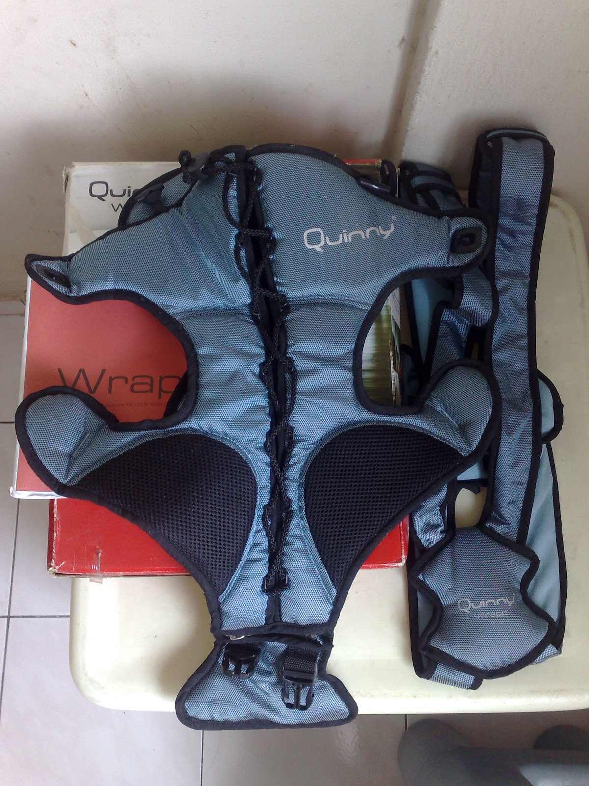 ariesreevebabykidstuff QUINNY WRAPP BABY CARRIER (SOLD)