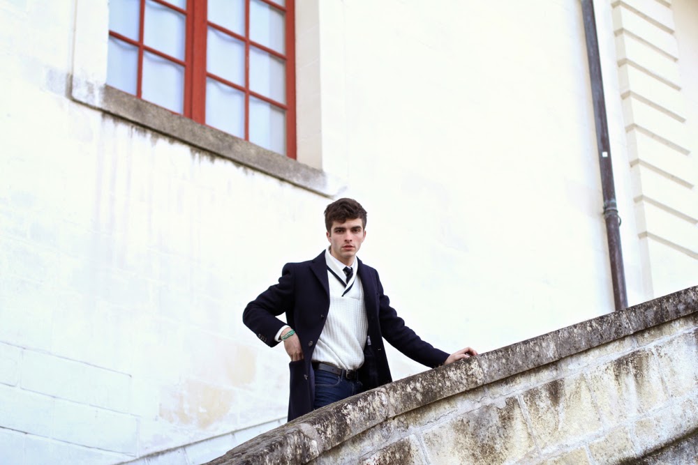 Blog mode homme style château ducs bretagne nantes acnes studios manteau pull col châle, boots à boucles mensfashion Paris