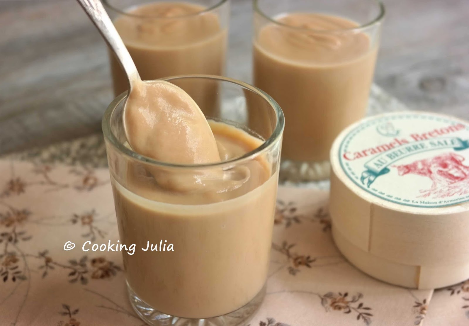 COOKING JULIA CRÈMES DESSERT AUX CARAMELS BRETONS AU BEURRE SALÉ